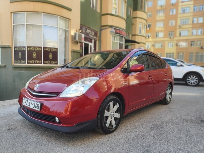 Toyota Prius-8