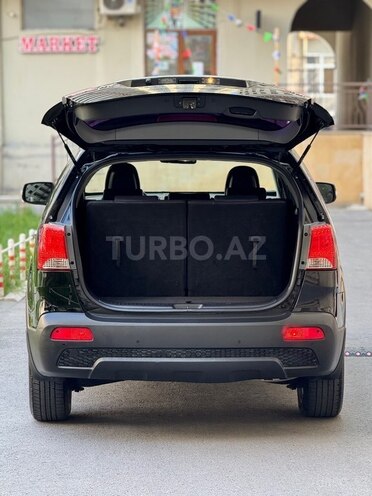 Kia Sorento-8