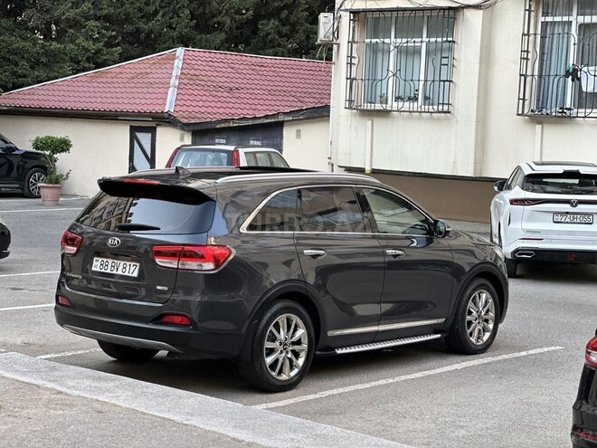 Kia Sorento-8