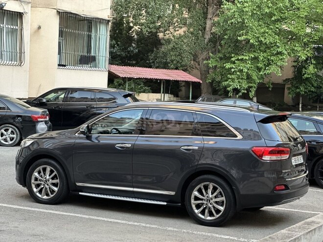 Kia Sorento-11