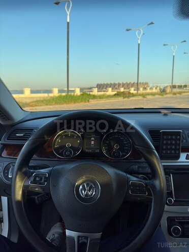 Volkswagen Passat CC-14