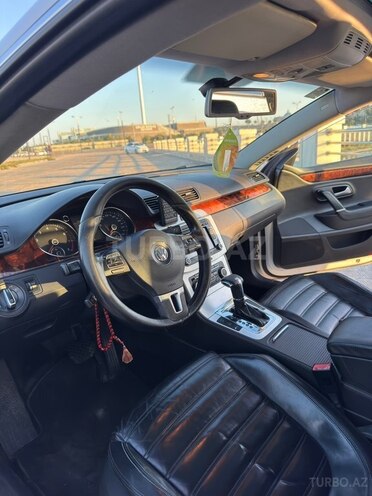 Volkswagen Passat CC-9