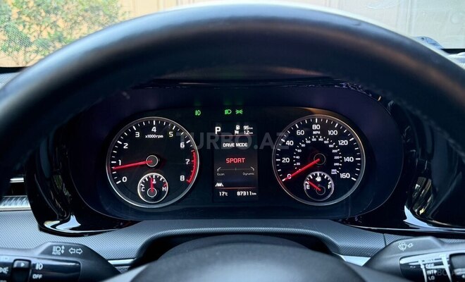 Kia K5-16