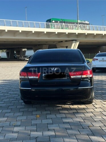 Hyundai Sonata-2