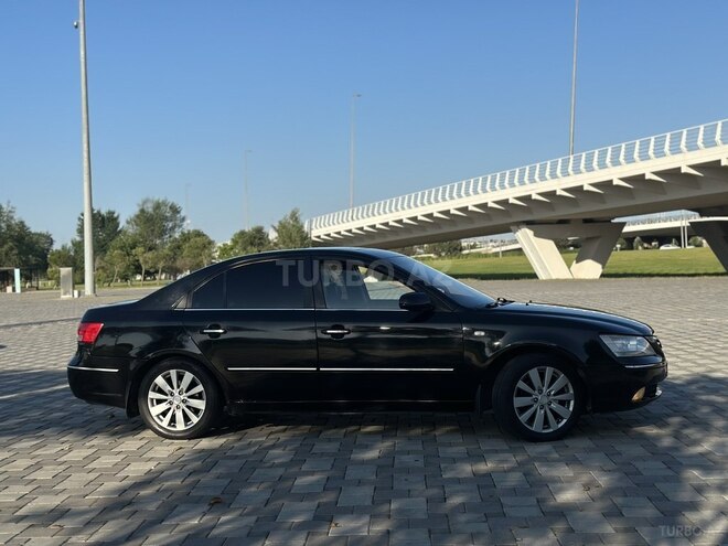 Hyundai Sonata-5
