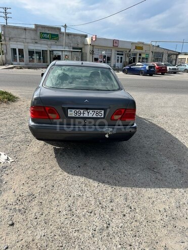 Mercedes C 280-4