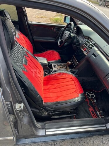 Mercedes C 280-5