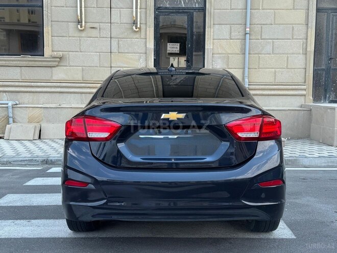 Chevrolet Cruze-9