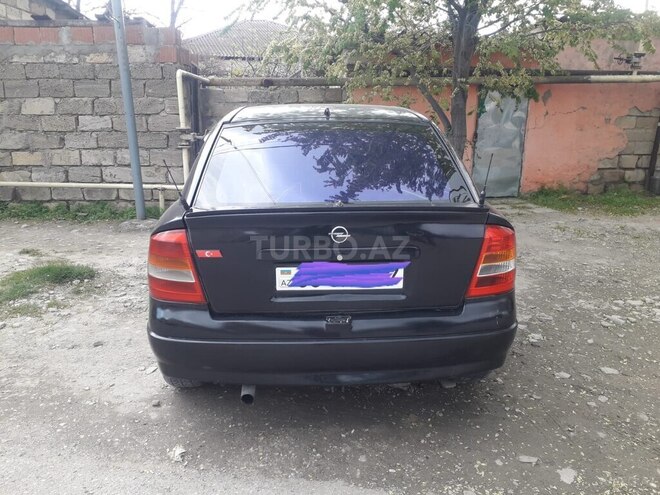 Opel Astra-2