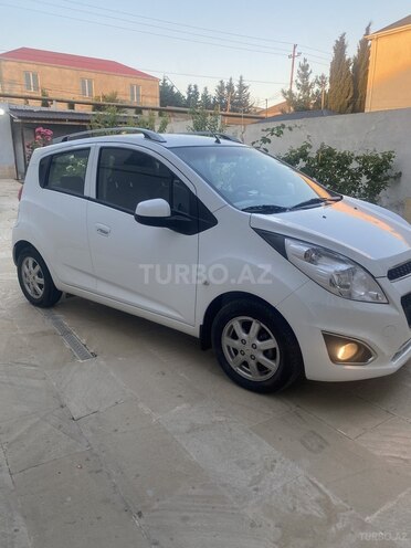 Chevrolet Spark-2