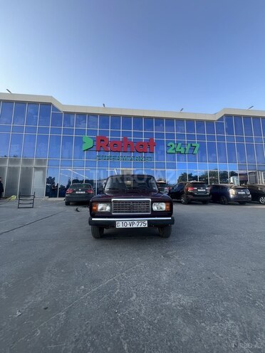LADA (VAZ) 2107-1