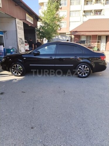 Hyundai Sonata-8