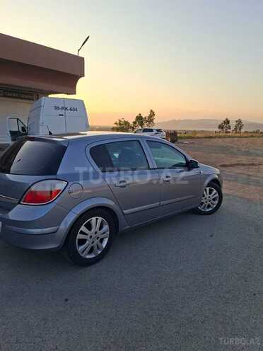 Opel Astra-2