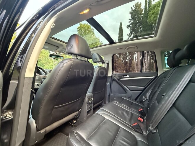 Volkswagen Tiguan-5