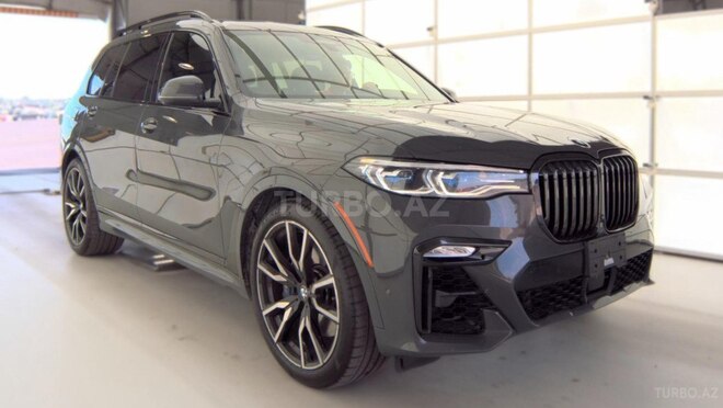 BMW X7-1