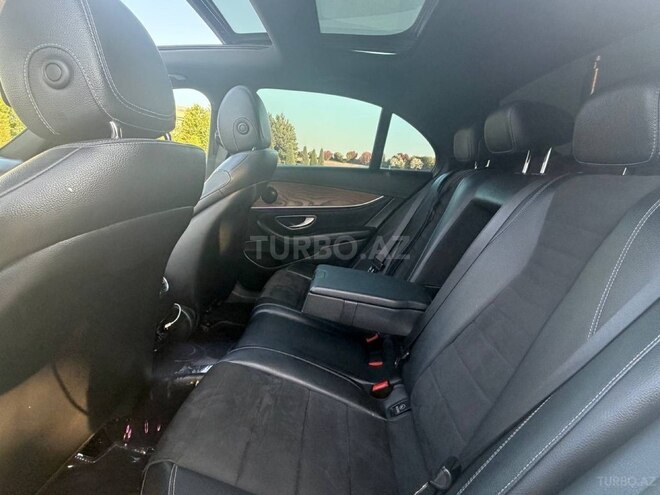 Mercedes E 200-8