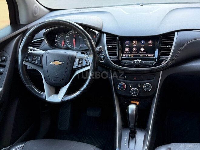 Chevrolet Trax-11