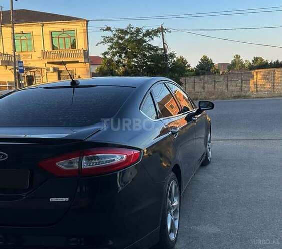 Ford Fusion (North America)-3