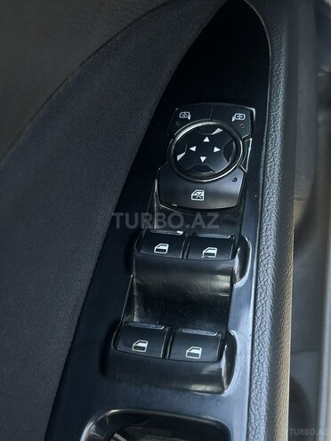 Ford Fusion (North America)-16
