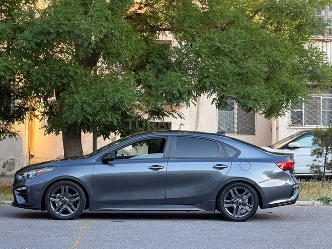 Kia Forte-3