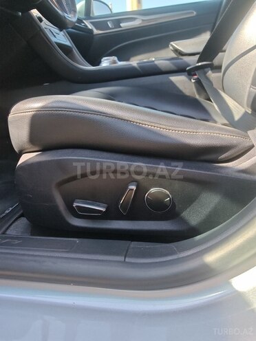 Ford Fusion (North America)-10