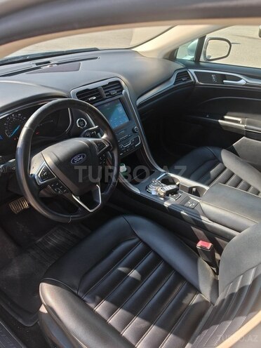 Ford Fusion (North America)-9