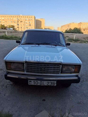 LADA (VAZ) 2107-1