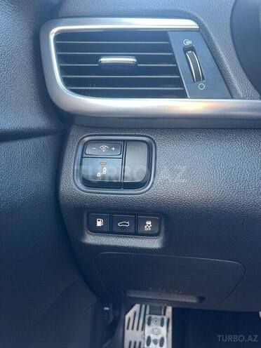 Kia Optima-13