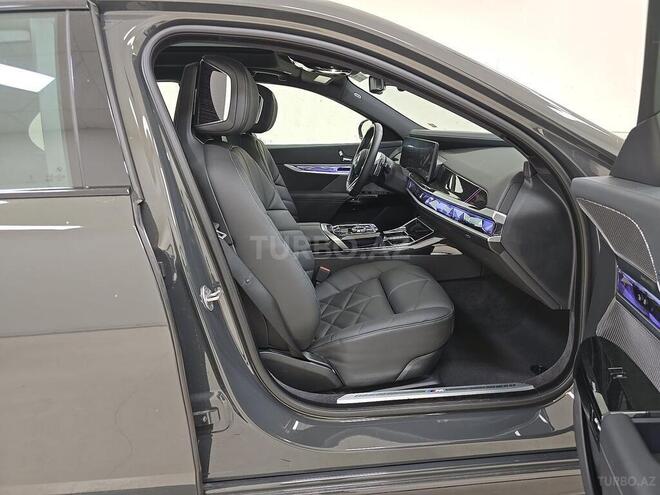 BMW 740-8