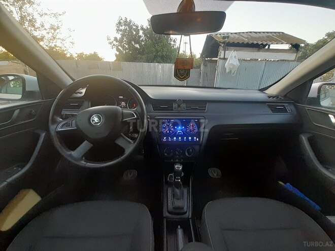 Skoda Rapid-9