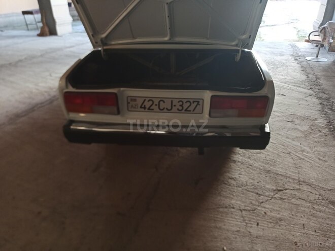 LADA (VAZ) 2107-5
