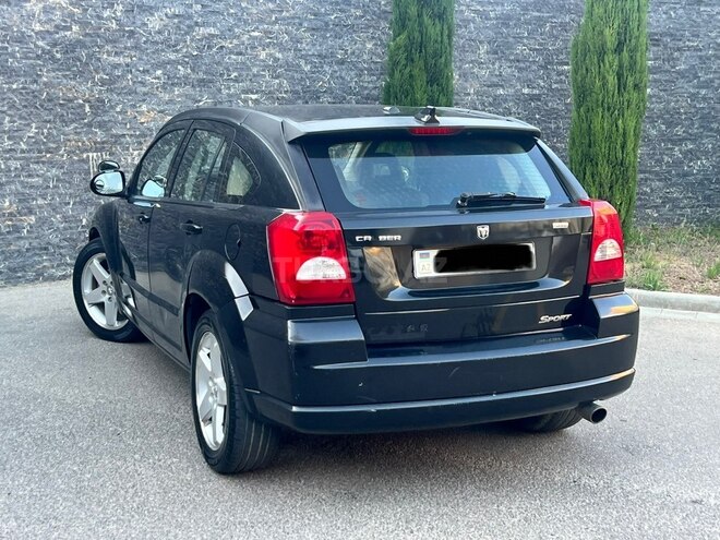 Dodge Caliber-12