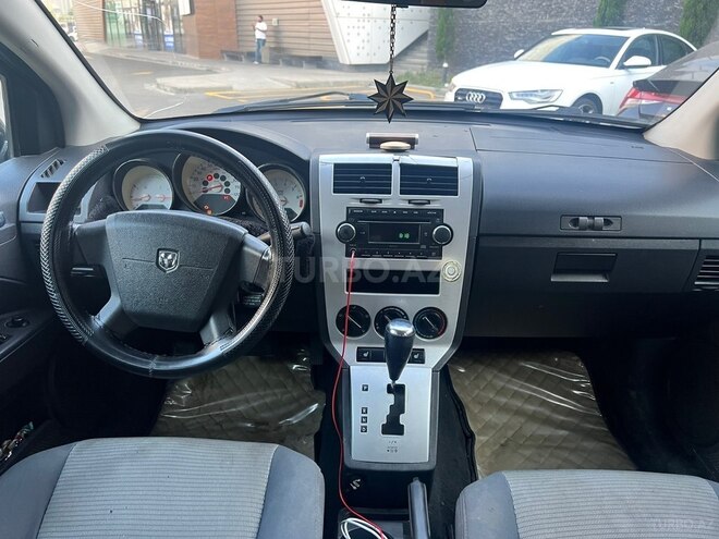Dodge Caliber-14