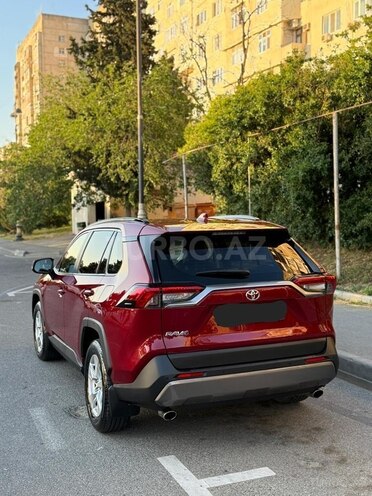 Toyota RAV4-4