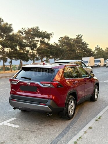 Toyota RAV4-3
