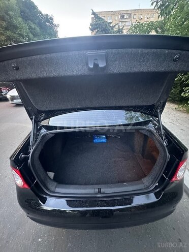 Volkswagen Jetta-5