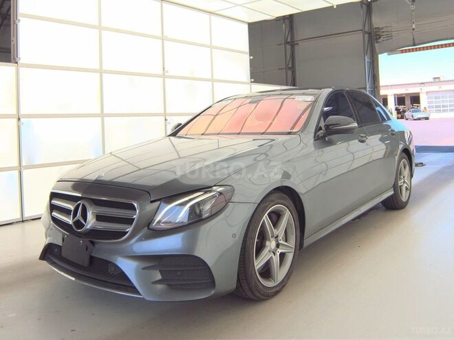 Mercedes E 300 4MATIC-3
