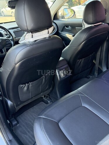 Kia Sportage-4