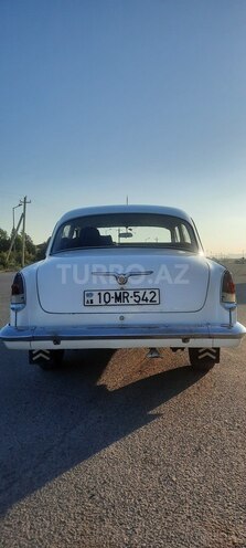 GAZ 21 "Volga"-4