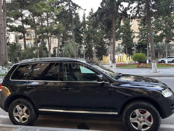 Volkswagen Touareg-3