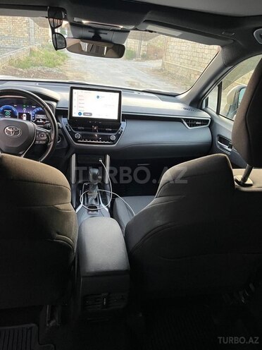 Toyota Corolla Cross-8