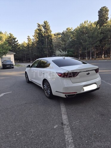 Kia K7-4