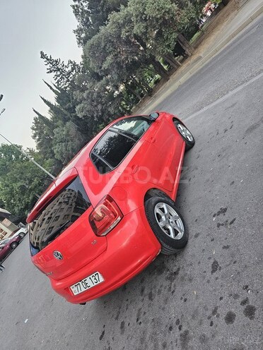 Volkswagen Polo-5