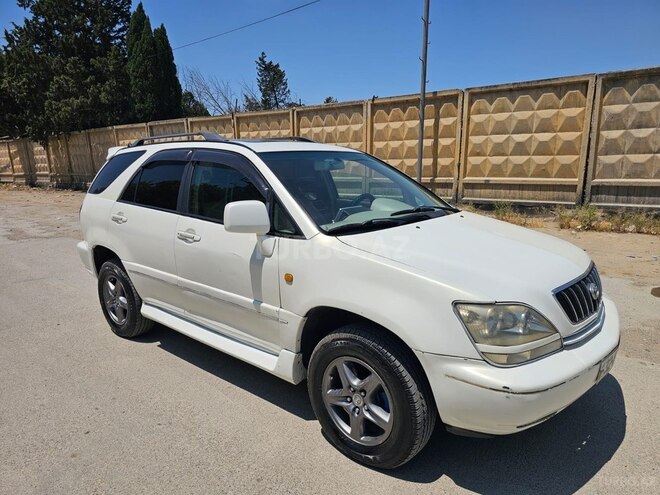 Toyota Harrier-5