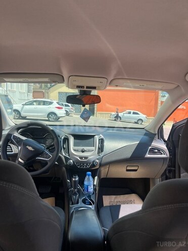 Chevrolet Cruze-9