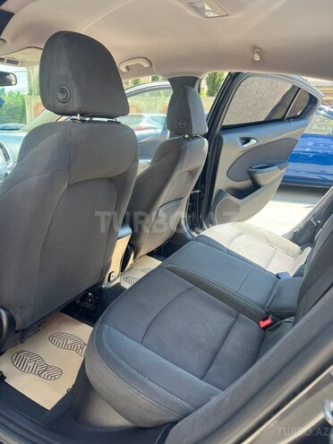 Chevrolet Cruze-8