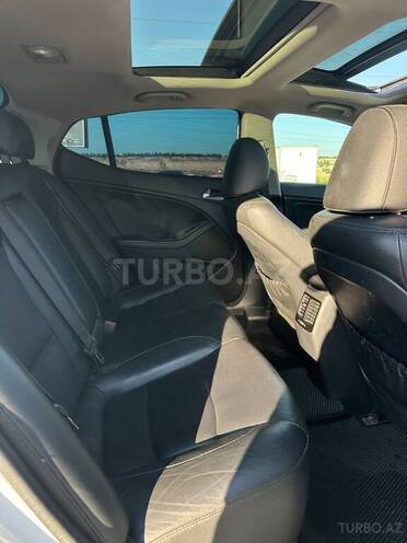 Kia Optima-11