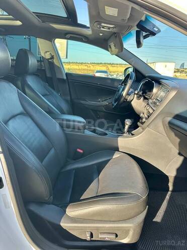 Kia Optima-10