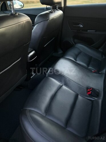 Chevrolet Cruze-8