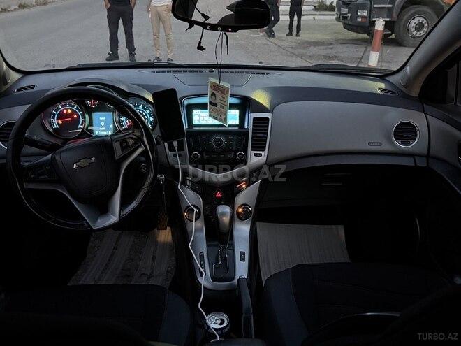 Chevrolet Cruze-4